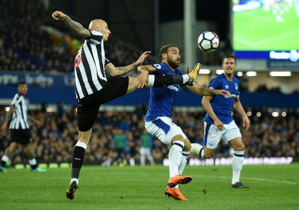 衷探讨的热 衷探讨的热